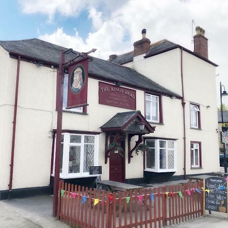 Отель The Kings Head Chacewater Экстерьер фото