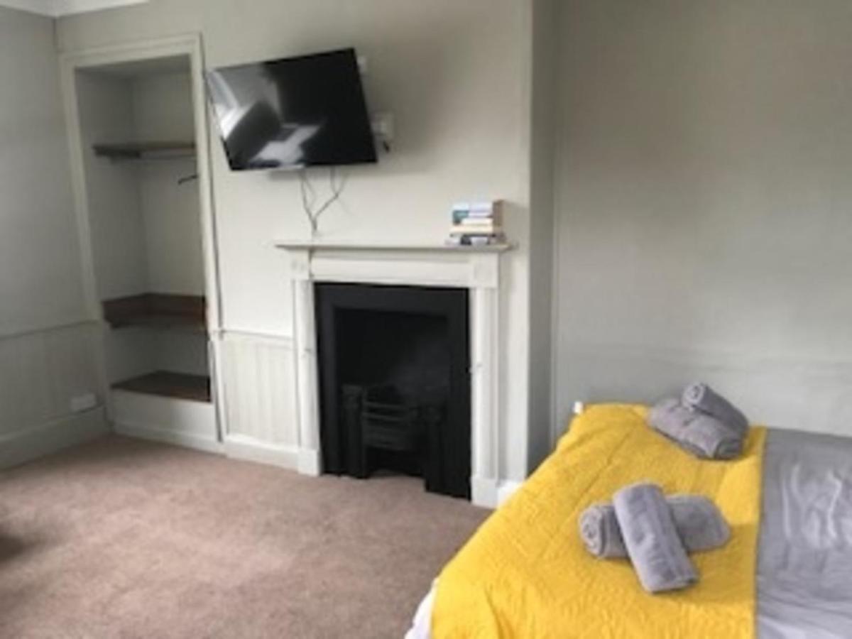 Отель The Kings Head Chacewater Экстерьер фото