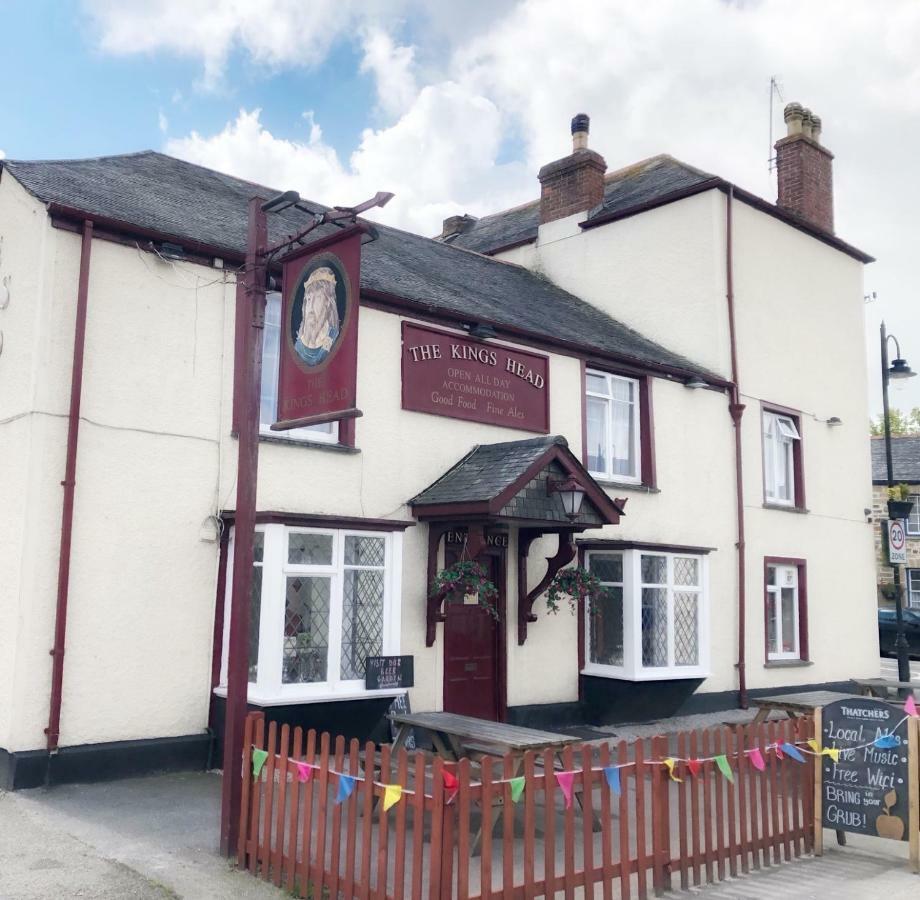 Отель The Kings Head Chacewater Экстерьер фото